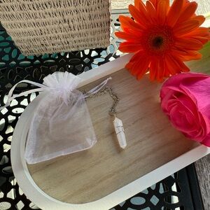 Selenite Crystal Necklace 🤍